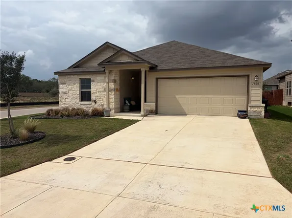 1100 River Wood, Seguin, TX 78155