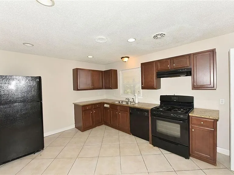 2246 Whites Mill Rd — Photo 6