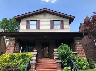 1103 Boland Pl, Saint Louis, MO 63117
