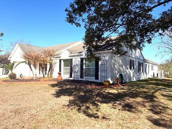 3rd image of 1326 Peachfield Dr