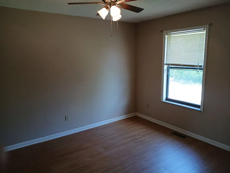 777 Old Embreeville Rd #1-3 — Photo 16