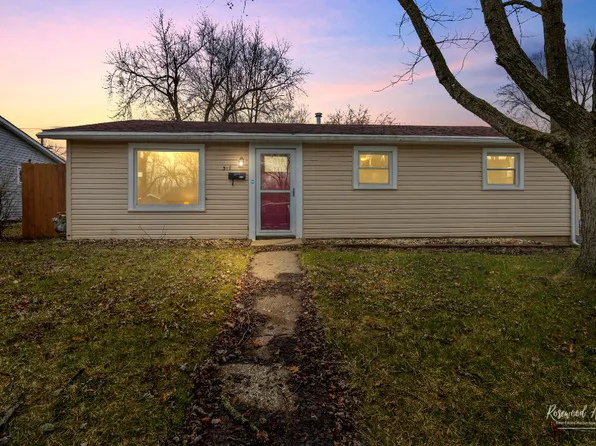317 Dorsetshire Dr, Steger, IL 60475