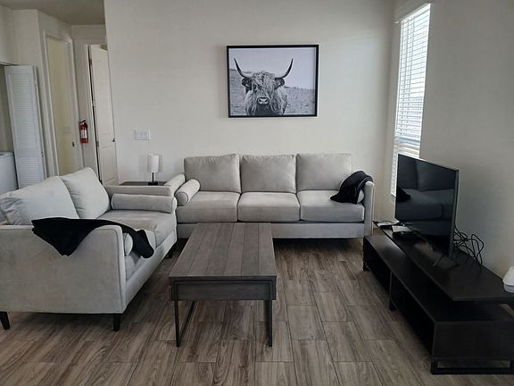 4th image of 2206 S Ellsworth Rd #18B