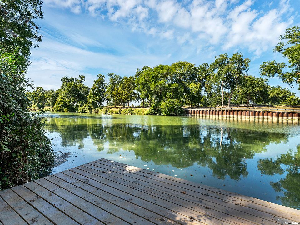 1st image of 178 Guadalupe River Dr
