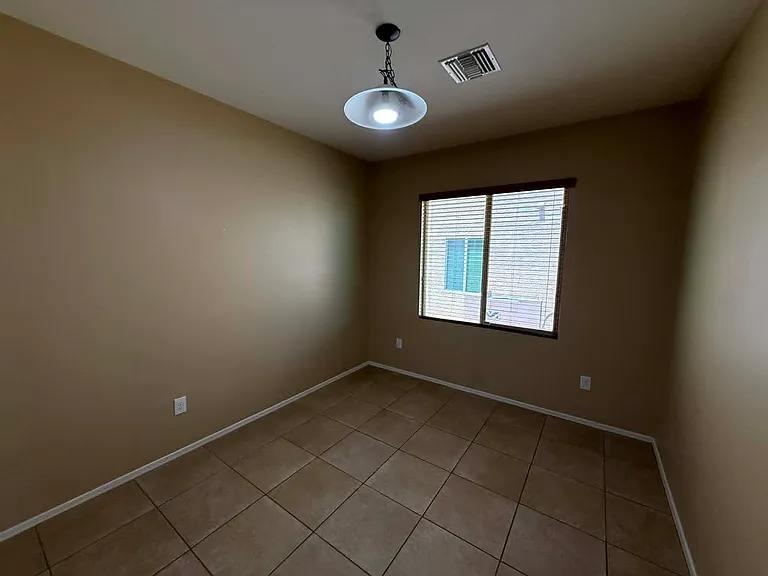 1147 E Empire Canyon Ln — Photo 8