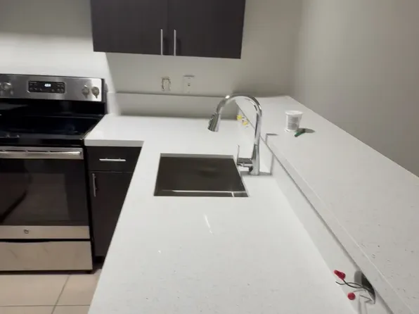 2093 NE 7th St, Homestead, FL 33033
