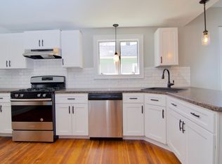 77 Huron St, Springfield, MA 01104