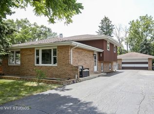 315 E Naperville Rd, Westmont, IL 60559