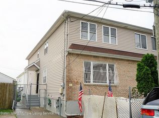 89 Leewood Loop, Staten Island, NY 10304