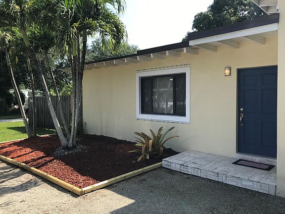 2nd image of 6601 SW 63rd Ave