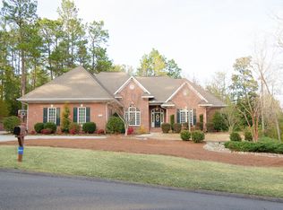 38 Whitehaven Dr, Pinehurst, NC 28374