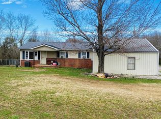 668 Blue Springs Rd, Smithville, TN 37166