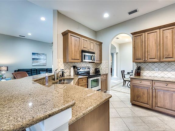 4th image of 22171 Longleaf Trail Drive DR