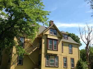 810 9th St APT 4, Sioux City, IA 51105