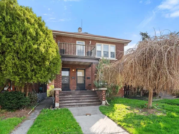 1562 Dougall Ave #1560, Windsor, ON N8X 1S1