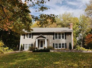 12264 Linden Ct, Lindstrom, MN 55045