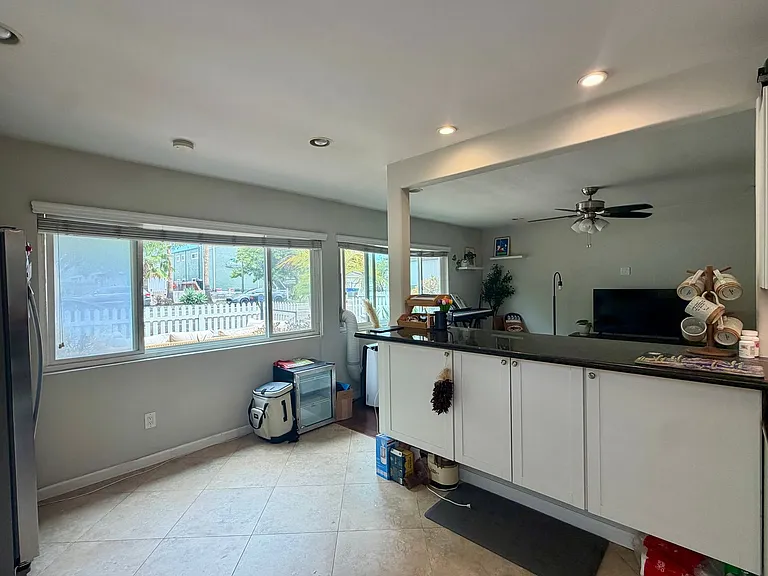 3359 Roosevelt St — Photo 15
