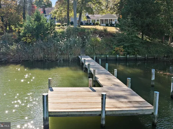 3137 Catrina Ln, Annapolis, MD 21403