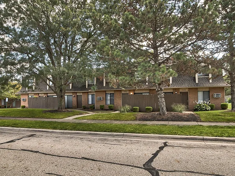 Timbercreek Apts — Photo 34