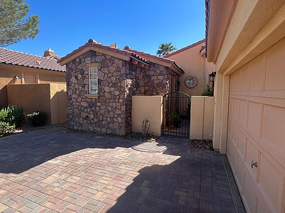 3rd image of 31 Avenza Dr