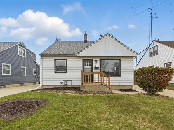 1316 Blake AVENUE, South Milwaukee, WI 53172
