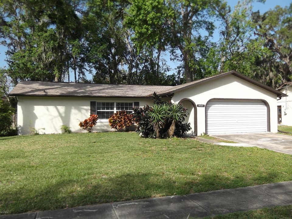 1st image of 1027 Calle Grande St
