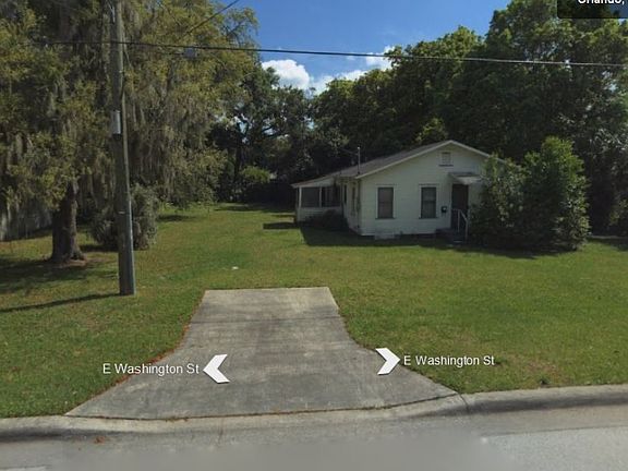 2nd image of 2620 E Washington St