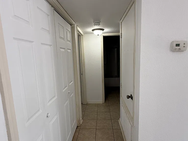 234 Adcock Rd #G — Photo 2