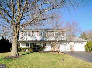 740 Weikel Rd, Lansdale, PA 19446