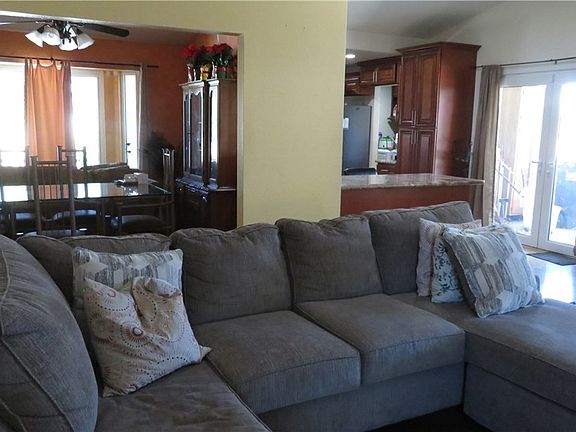 4th image of 1208 W West