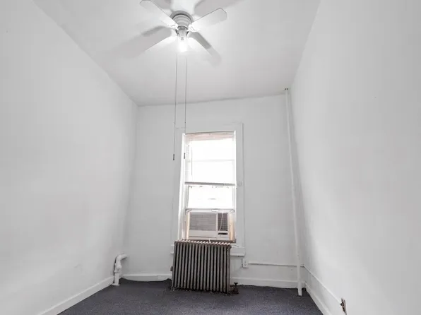 968 Saint Johns Place image 8 of 21