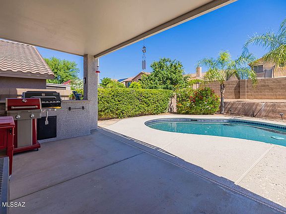 3rd image of 2209 E Rio Vistoso Ln