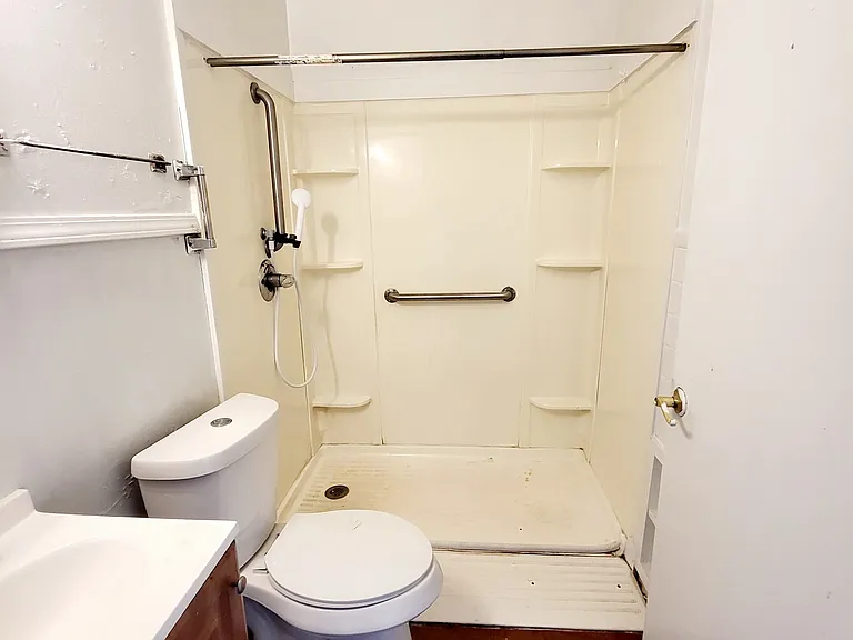 1501 Sycamore St #A — Photo 21
