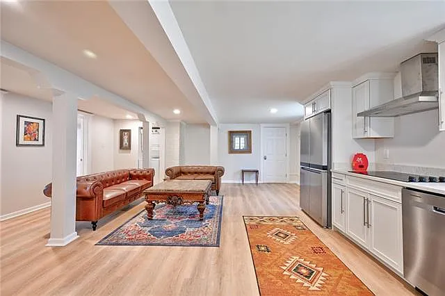 3837 Napoleon Ave #B — Photo 5