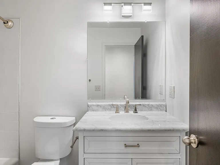 6200 Golden Valley Rd — Photo 11