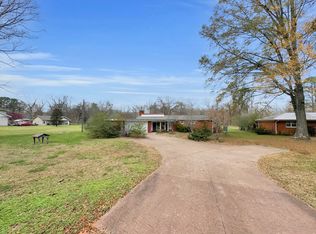 705 W Main St, Waverly, TN 37185