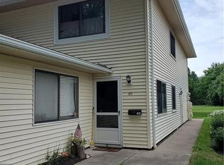 40 Milrace Dr, East Rochester, NY 14445