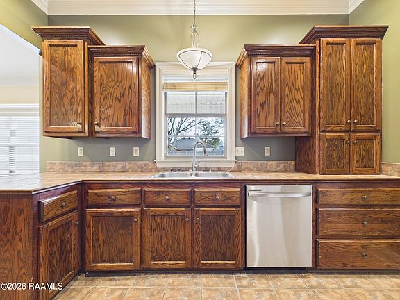 5th image of 435 Chemin Metairie Rd
