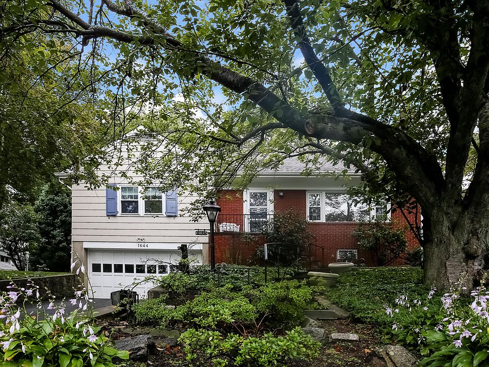 1st image of 1644 Mamaroneck Ave