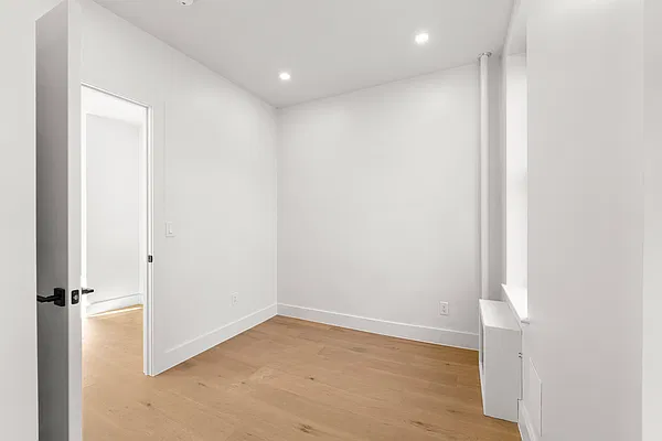 Bedroom, photo 5