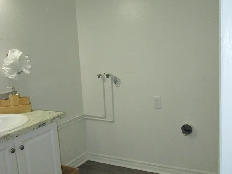 *Floor plans are digital renderings. All dimensions are approximate. Actual product and specifications may vary in dimension or detail. Not all features are available in every apartment.