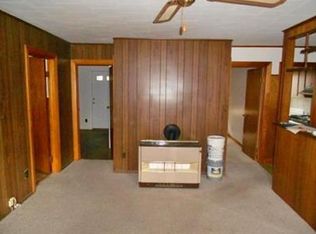 228 Bradford Ave #1, Fall River, MA 02721