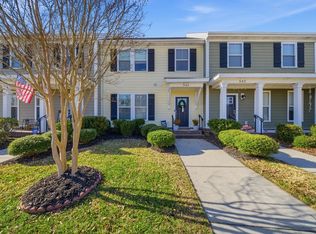 544 Mill Creek Pkwy, Chesapeake, VA 23323
