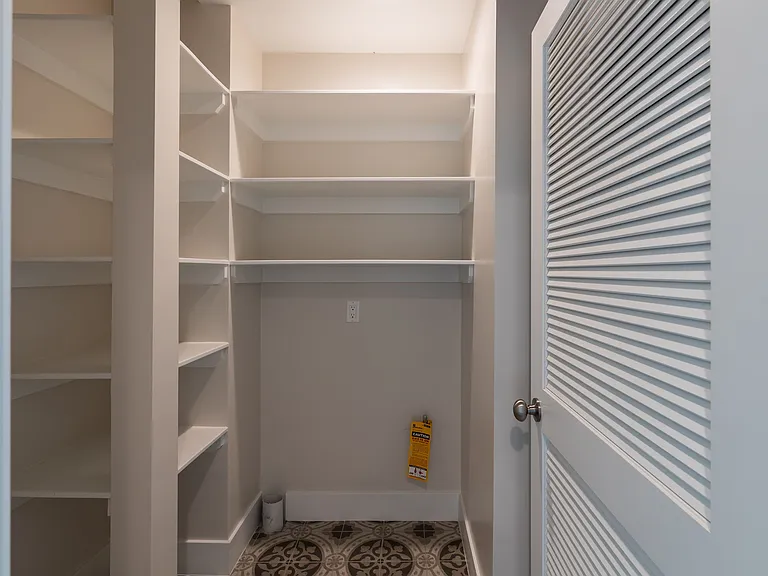 14416 Yukon Ave #C — Photo 11
