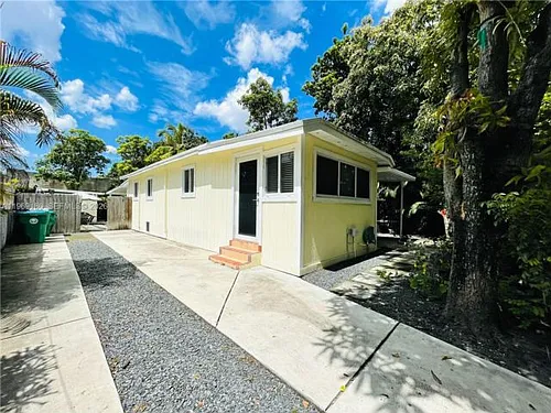 3010 NW 1st Ave Photo 1