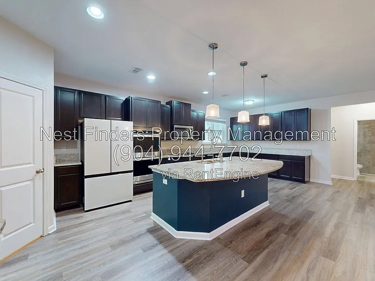 2704 Daylily Ln — Photo 14