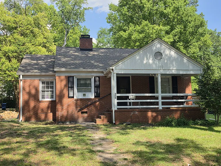 808 Berkeley St — Photo 1