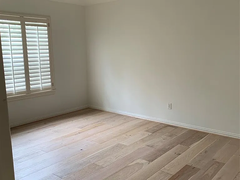 19818 Parkwater Cir — Photo 12