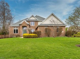 3693 Tamarisk Dr, Akron, OH