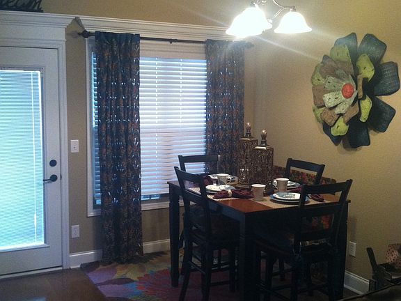 3rd image of 17 Peachgrove Ln